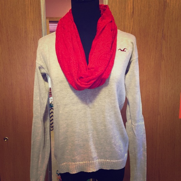 Hollister Sweaters - •on hold• Sweater & scarf