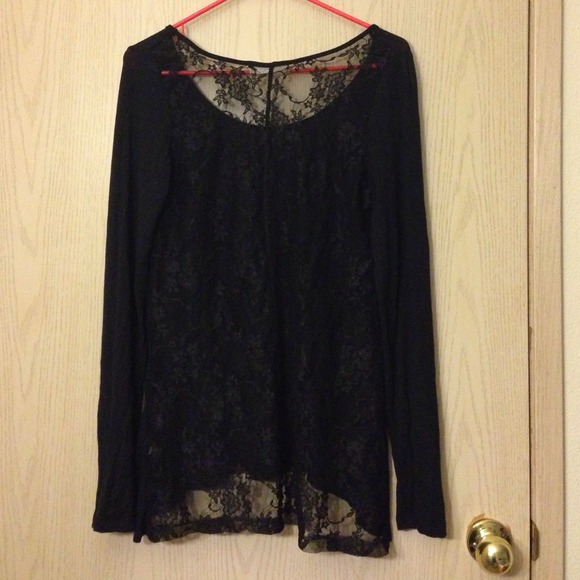 Forever XXI Black Long Sleeve Shirt With Lace Back
