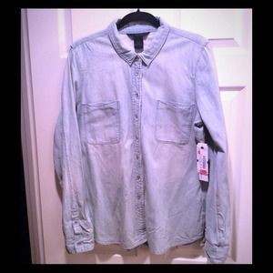 ♠️CLASSIC CALVIN KLEIN CHAMBRAY SHIRT♠️