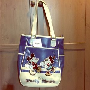 Mickey Mouse and Minnie purse 👜