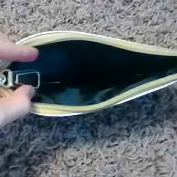 Handbag - Picture 3 of 3