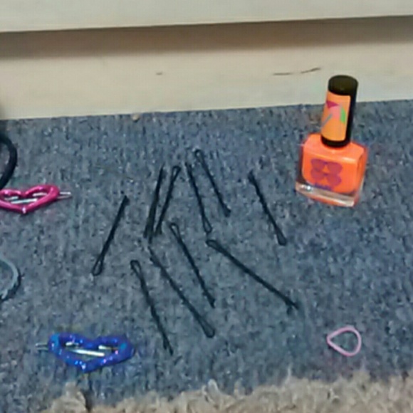 Stuff - Picture 3 of 3