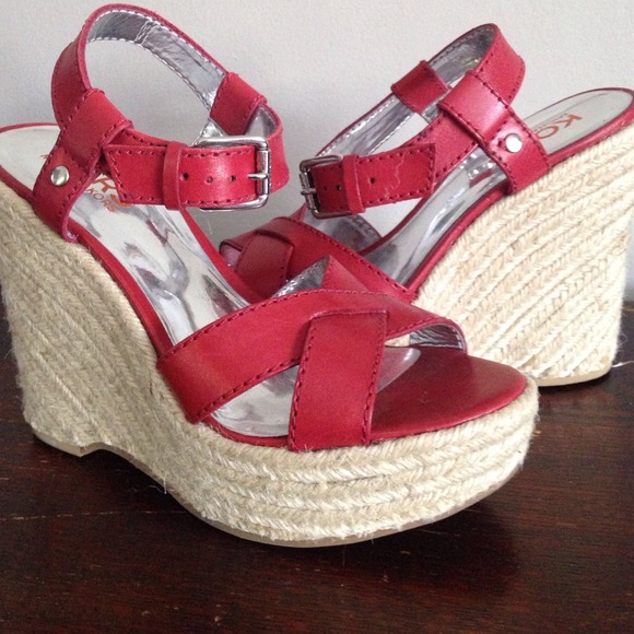 Michael Kors red  wedges