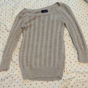 American Eagle Sweater