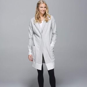 BNWT LULULEMON KARMACOLLECTED  SIZE 10