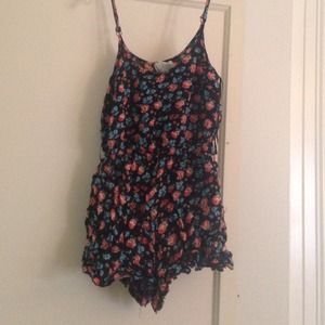 *RESERVED* Floral L.A. Hearts romper