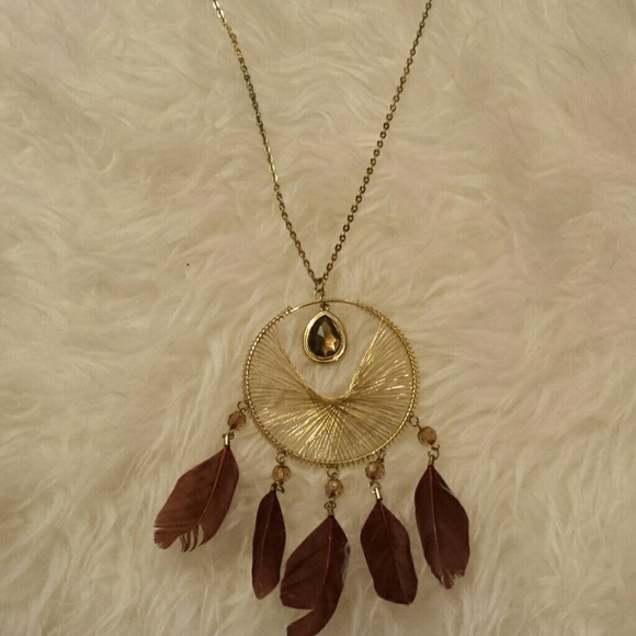 ❌SOLD❌ Dream Catcher Necklace - Picture 2 of 3