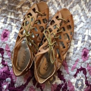 MIA sandals