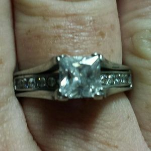 1.25 carats AAA grade CZ stainless steel ring