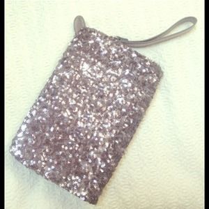 Sparkly silver sequin wristlet purse