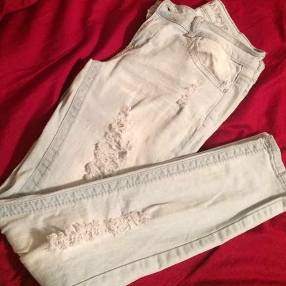 Light blue denim skinnies