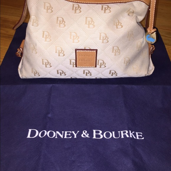 Dooney & Bourke