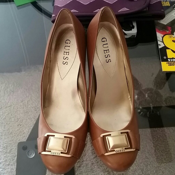 Bundled sold Guess wedges