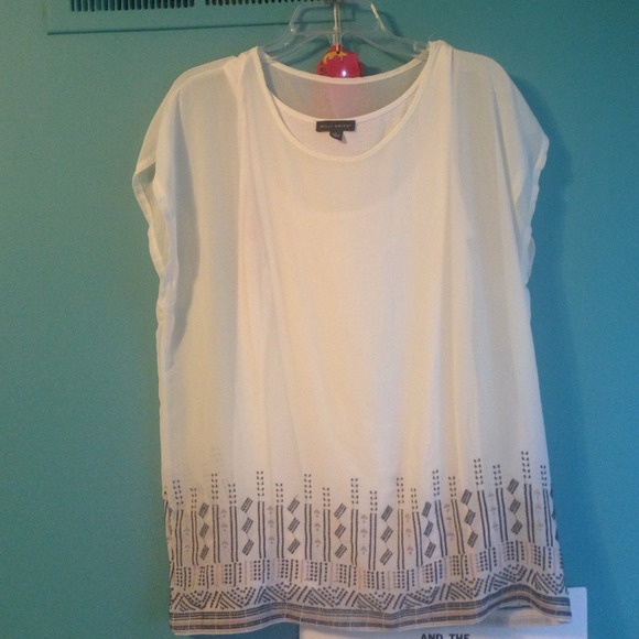 Willi Smith shirt w/ black and gold details