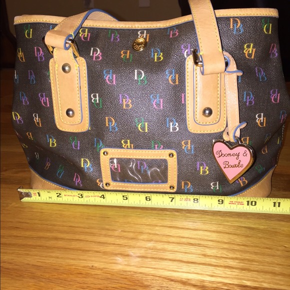 Dooney & Bourke