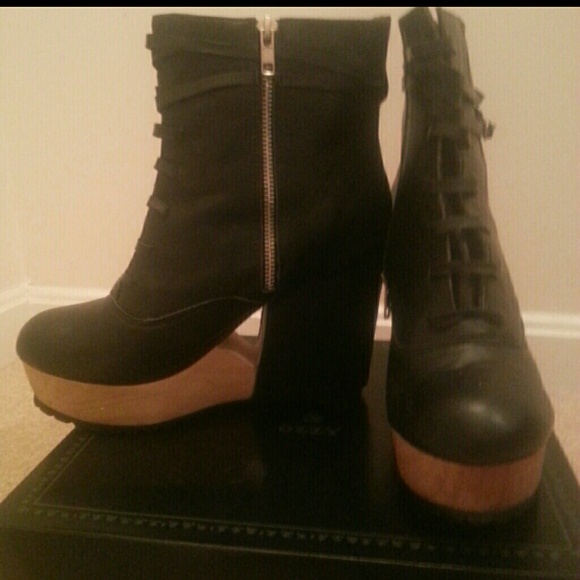 Wedge Booties - Picture 2 of 4