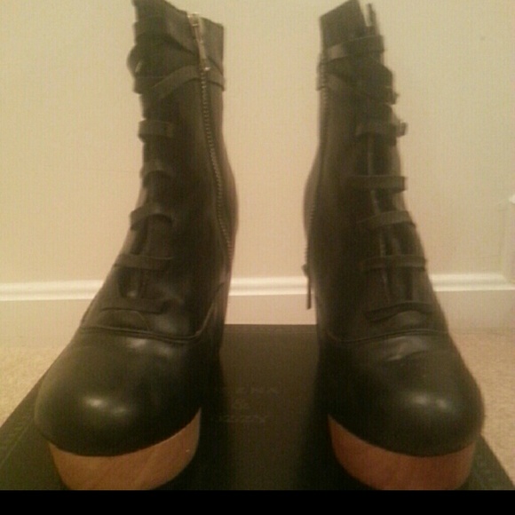 Wedge Booties - Picture 4 of 4