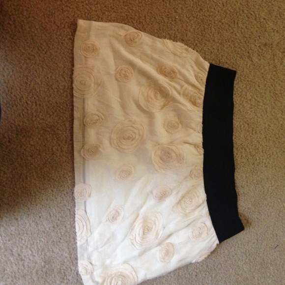Macy's cream skirt