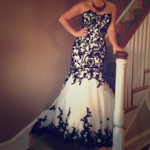 Allure Romance Gown (Crosslisted)