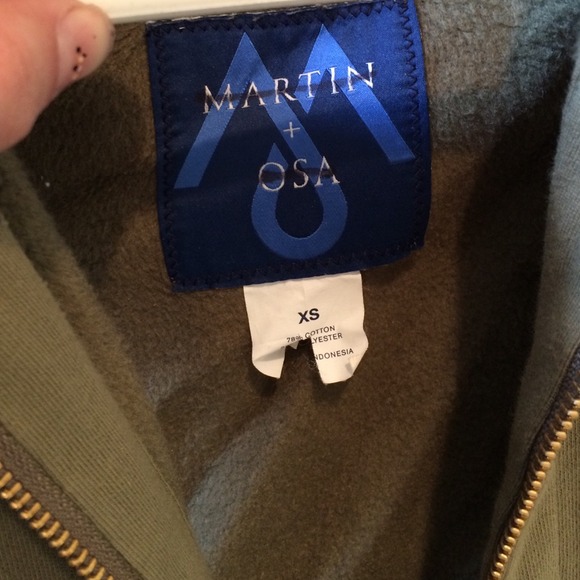 Martin and osa vest - Picture 4 of 4