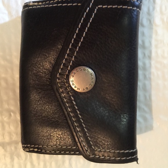 MBMJ Bi-Fold black women's wallet. - Picture 1 of 4