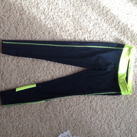 Vogo by Athletica Yoga Pants