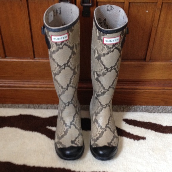 Hunter Boots - Hunter 'Carnaby' Snake print boots