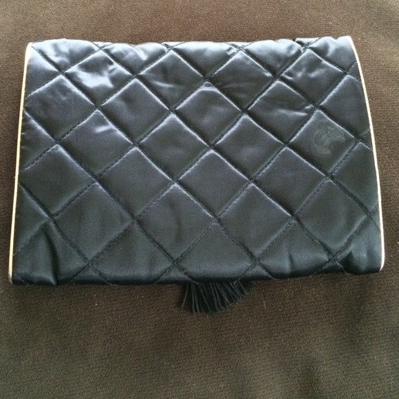 Anne Klein clutch / makeup bag - Picture 2 of 4