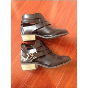 Pac sun cutout booties