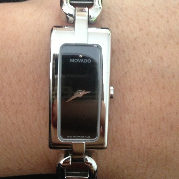 WOMEN'S NEW Brand Movado
Style0605732
Series Vivo