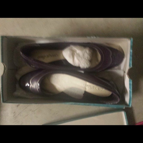 Purple low heels brand new