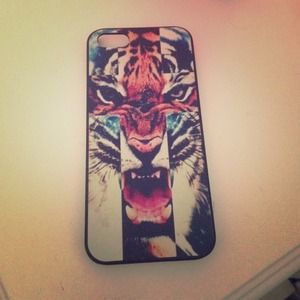 Tiger iPhone 5 case