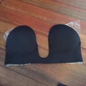 Self stick bra