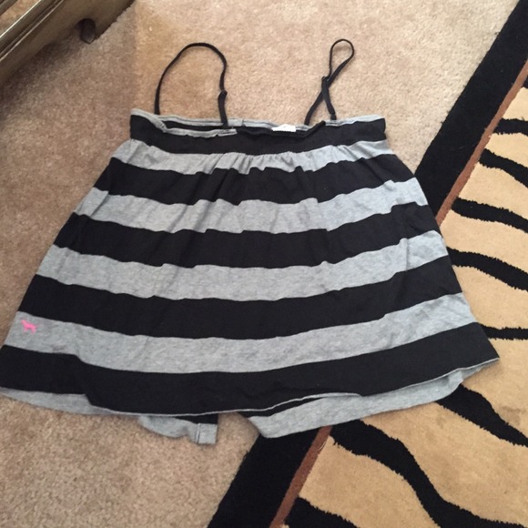 Striped VS PINK tank size S - Picture 2 of 3