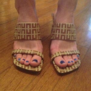 United Nude Geometrical heel!