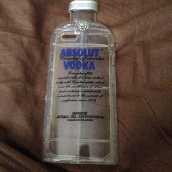 New never used iPhone 6 case and memory card