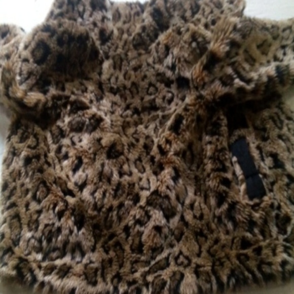 Coat - Picture 4 of 4