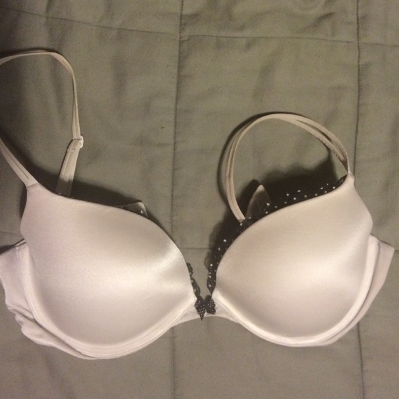 Victoria's Secret very sexy push-up bra