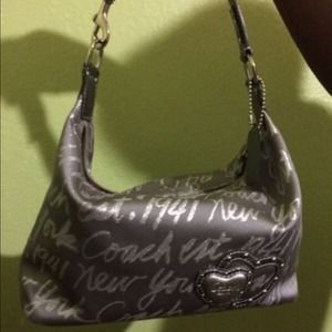 Coach bag, same one on Amazon for 249!