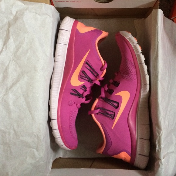 NIB Nike Free Run 5.0