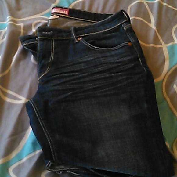 Jean's