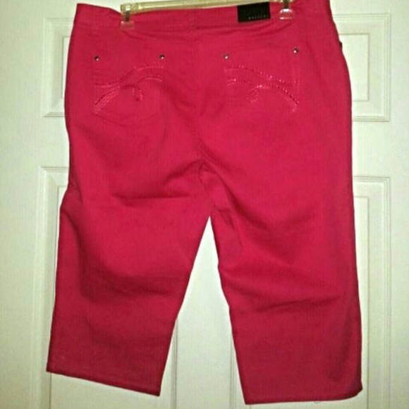 Hot Pink Capris**bundled - Picture 3 of 3