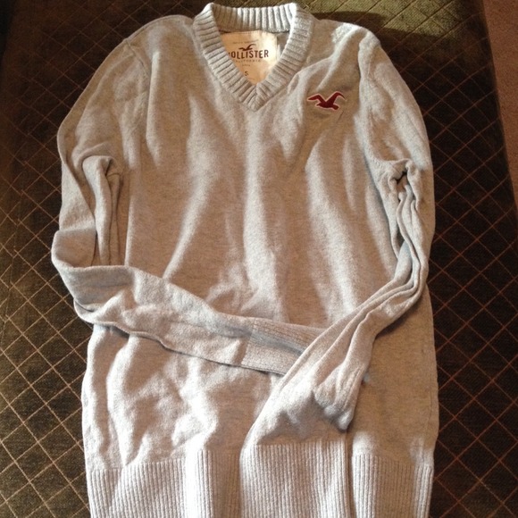 Boys Hollister sweater