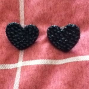 🎉🎉NEW ITEM! Black Studded Heart Earrings