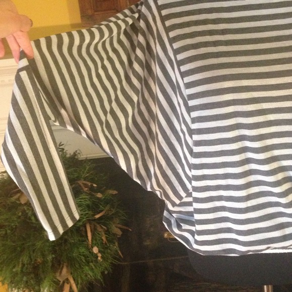 Bebe Batwing Top - Picture 2 of 3