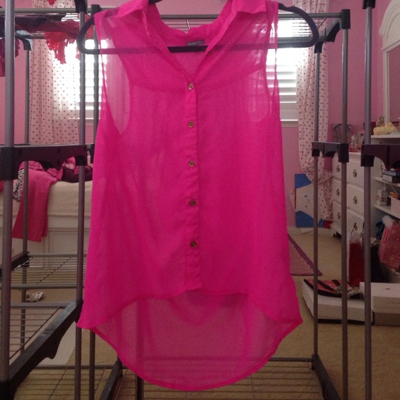 Bright pink Top