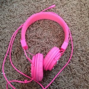 VS PINK headphones