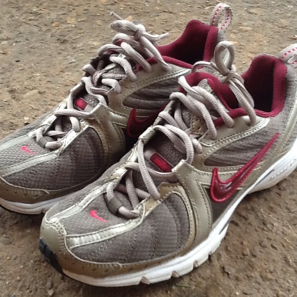 Womans Nikes
