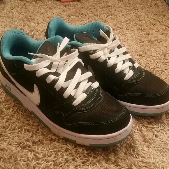 Woman's nike shoes