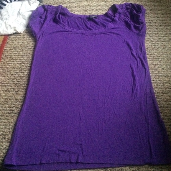 Purple cap sleeve top!